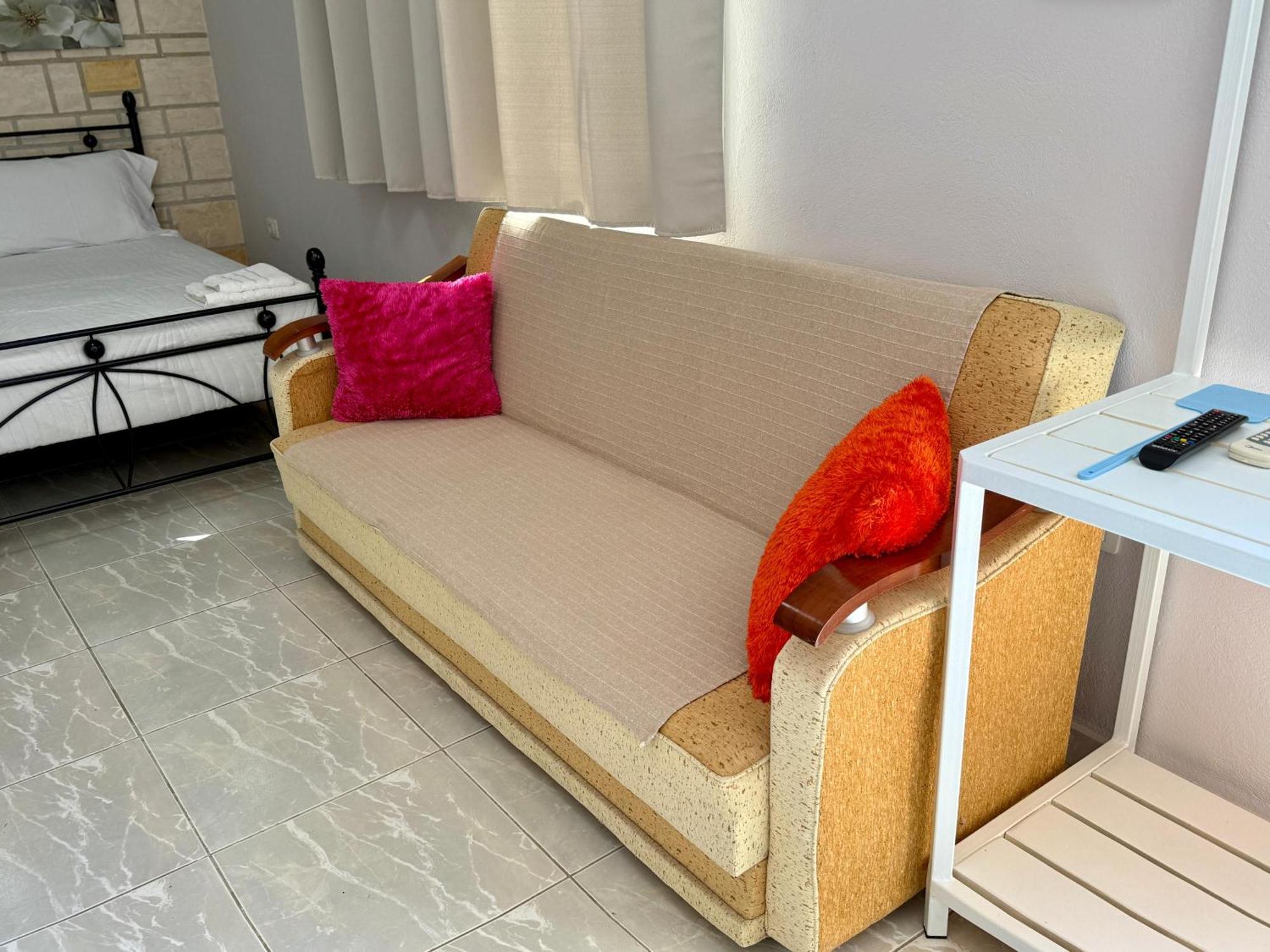 Villa Nefeli Piqeras Ngoại thất bức ảnh